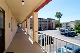 4133 Heron Way, Bradenton, FL 34205 - Photo 5