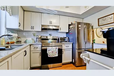 4133 Heron Way #E202, Bradenton, FL 34205 - Photo 9