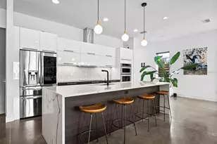 2305 Pine Terrace, Sarasota, FL 34231 - Photo 17