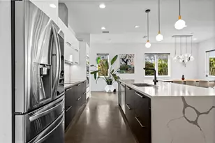 2305 Pine Terrace, Sarasota, FL 34231 - Photo 13