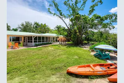 2212 6th Street W, Palmetto, FL 34221 - Photo 45