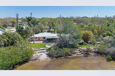 2212 6th Street W, Palmetto, FL 34221 - Photo 47