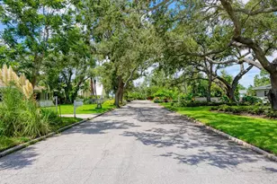 2212 6th St W, Palmetto, FL 34221 - Photo 55