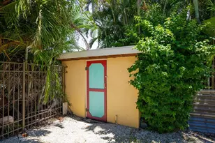 2212 6th St W, Palmetto, FL 34221 - Photo 59