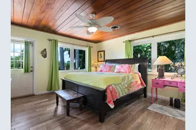 2212 6th Street W, Palmetto, FL 34221 - Photo 27