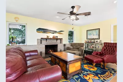 2212 6th Street W, Palmetto, FL 34221 - Photo 11