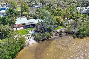 2212 6th St W, Palmetto, FL 34221 - Photo 5