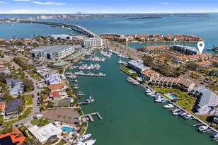 285 Madeira Cir, Tierra Verde, FL 33715 - Photo 37