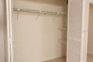 4018 Oakhurst Dr, Sarasota, FL 34233 - Photo 43