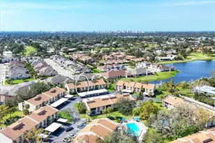 2446 Clubhouse Cir, Sarasota, FL 34232 - Photo 57