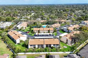 2446 Clubhouse Cir, Sarasota, FL 34232 - Photo 29