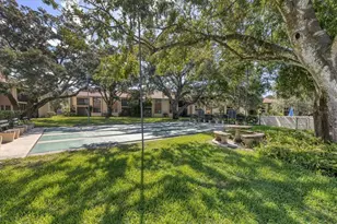 2446 Clubhouse Cir, Sarasota, FL 34232 - Photo 51