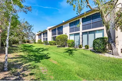 2446 Clubhouse Circle #202, Sarasota, FL 34232 - Photo 31