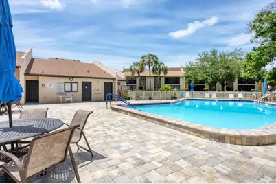 2446 Clubhouse Circle #202, Sarasota, FL 34232 - Photo 51