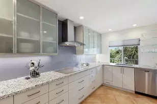 4835 Gulf of Mexico Dr, Longboat Key, FL 34228 - Photo 7