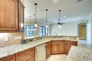 15403 Leven Links Pl, Lakewood Ranch, FL 34202 - Photo 7