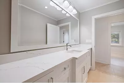 106 N Blvd Of The Presidents, Sarasota, FL 34236 - Photo 25