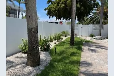 106 N Blvd Of The Presidents, Sarasota, FL 34236 - Photo 37