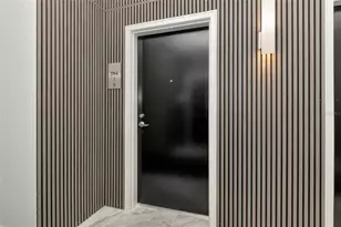 1990 Main St, Sarasota, FL 34236 - Photo 19