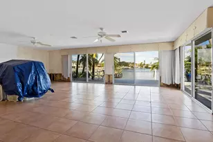 1374 Moonmist Dr, Sarasota, FL 34242 - Photo 17