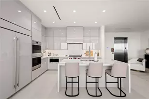 1581 Gulf of Mexico Dr, Longboat Key, FL 34228 - Photo 5