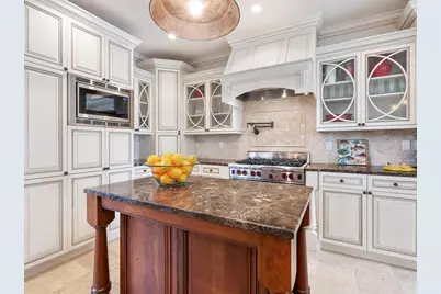 4129 Roberts Point Circle, Sarasota, FL 34242 - Photo 17