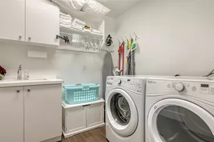 129 Taft Dr, Sarasota, FL 34236 - Photo 35