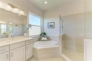 5822 Title Row Dr, Bradenton, FL 34210 - Photo 41