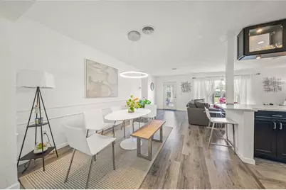 2427 Tulip Street, Sarasota, FL 34239 - Photo 13