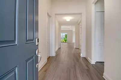 18736 Toulon Court, Venice, FL 34293 - Photo 9