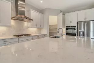 18736 Toulon Ct, Venice, FL 34293 - Photo 21