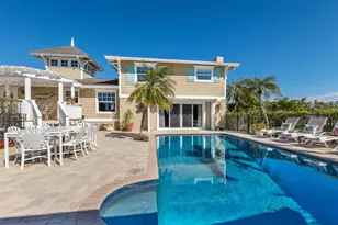 766 Bayshore Dr, Terra Ceia, FL 34250 - Photo 25