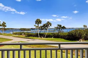 766 Bayshore Dr, Terra Ceia, FL 34250 - Photo 5