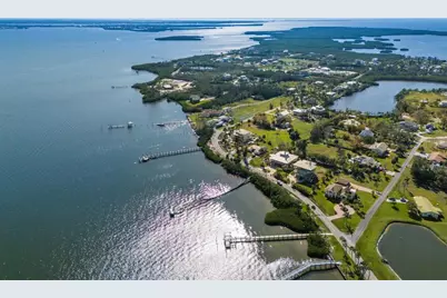 766 Bayshore Drive, Terra Ceia, FL 34250 - Photo 77