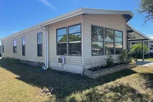 5707 45th St E, Bradenton, FL 34203 - Photo 3