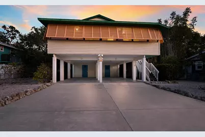 313 Magnolia Avenue, Anna Maria, FL 34216 - Photo 11