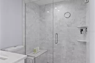 1001 Benjamin Franklin Dr, Sarasota, FL 34236 - Photo 19