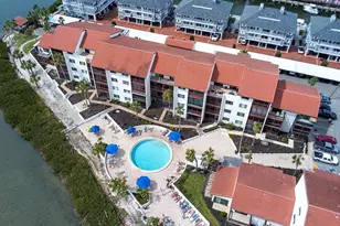 1602 Stickney Point Rd, Sarasota, FL 34231 - Photo 39