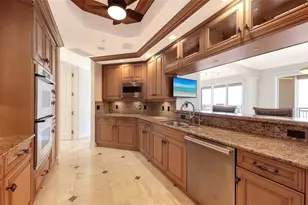 35 Watergate Dr, Sarasota, FL 34236 - Photo 19