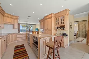 1364 Point Crisp Rd, Sarasota, FL 34242 - Photo 37