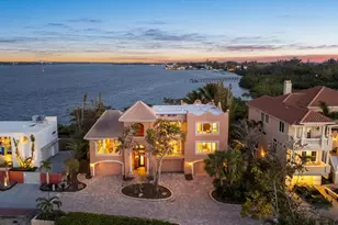 1364 Point Crisp Rd, Sarasota, FL 34242 - Photo 11