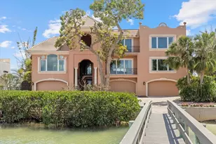 1364 Point Crisp Rd, Sarasota, FL 34242 - Photo 17