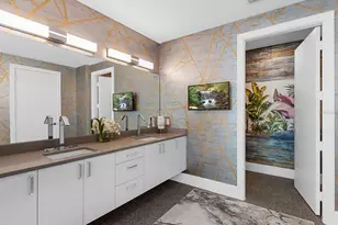 540 N Tamiami Trl, Sarasota, FL 34236 - Photo 23