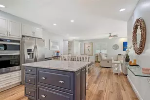 4234 Gulf of Mexico Dr, Longboat Key, FL 34228 - Photo 27