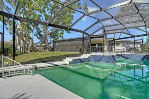 1718 Caribbean Dr, Sarasota, FL 34231 - Photo 41