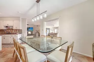 1718 Caribbean Dr, Sarasota, FL 34231 - Photo 15