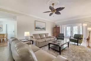 1718 Caribbean Dr, Sarasota, FL 34231 - Photo 9