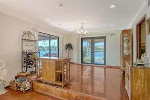 1444 Ridgewood Ln, Sarasota, FL 34231 - Photo 9