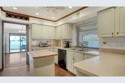 1444 Ridgewood Lane, Sarasota, FL 34231 - Photo 19