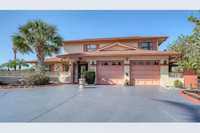 1444 Ridgewood Lane, Sarasota, FL 34231 - Photo 3